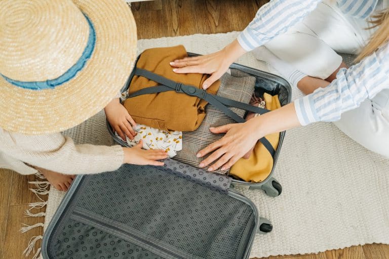 Ubezpieczenie turystyczne - jak dobrać polisę podróżną dla siebie i rodziny?